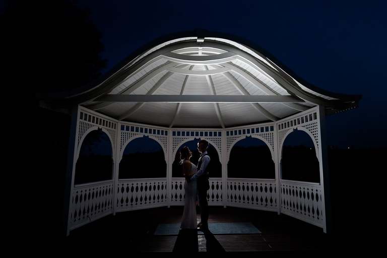 fotografia slubna, fotografia slubna krakow, zdjecia slubne krakow, fotograf slubny krakow, fotograf na wesele krakow, slub w kosciele na skalce w krakowie, kosciol na skalce krakow, wesele w witkowej chacie, hotel witek krakow, witkowa chata, wiosenny slub krakow, zdjecia slubne slask, fotografowie slubni krakow, dwoch fotografow na slub, najpiekniejsze zdjecia slubne, najlepsze zdjecia slubne, zdjecia slubne bielsko, fotograf slubny bielsko, www.magiaobrazu.com, zdjecia slubne bielsko, fotografia slubna slask, fotograf cieszyn, zdjecia slubne cieszyn