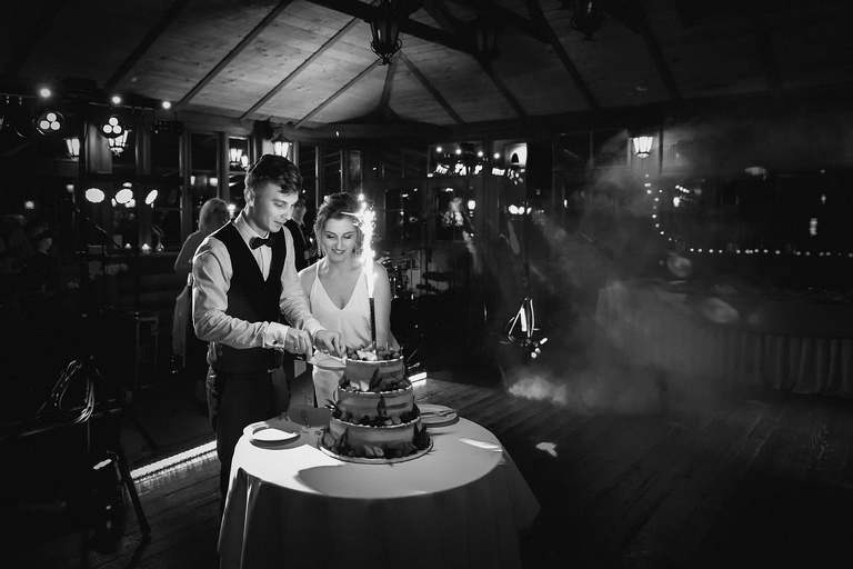 fotografia slubna, fotografia slubna krakow, zdjecia slubne krakow, fotograf slubny krakow, fotograf na wesele krakow, slub w kosciele na skalce w krakowie, kosciol na skalce krakow, wesele w witkowej chacie, hotel witek krakow, witkowa chata, wiosenny slub krakow, zdjecia slubne slask, fotografowie slubni krakow, dwoch fotografow na slub, najpiekniejsze zdjecia slubne, najlepsze zdjecia slubne, zdjecia slubne bielsko, fotograf slubny bielsko, www.magiaobrazu.com, zdjecia slubne bielsko, fotografia slubna slask, fotograf cieszyn, zdjecia slubne cieszyn