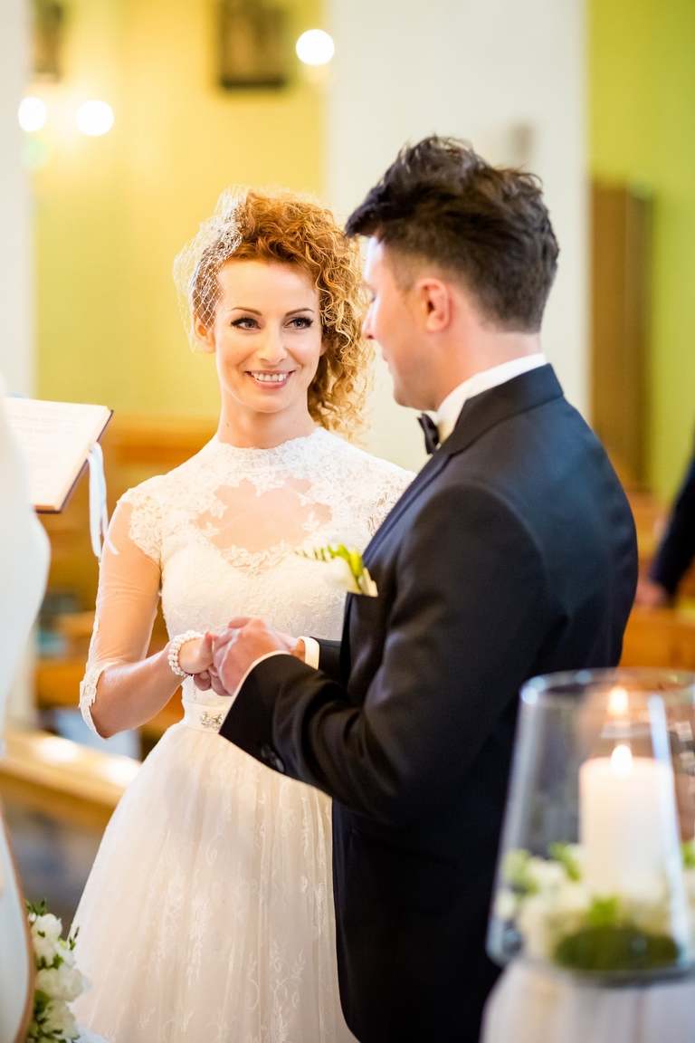 fotografia slubna slask, zdjecia slubne zory, fotograf slubny zory, zdjecia slubne slask, wesele paradise w zorach, slub w kosciele w orzeszu, zdjecia slubne katowice, dwoch fotografow na slub, fotografia slubna krakow, dom przyjec paradise zory, fotografia slubna cieszyn, zdjecia slubne zywiec, fotograf slubny jastrzebie