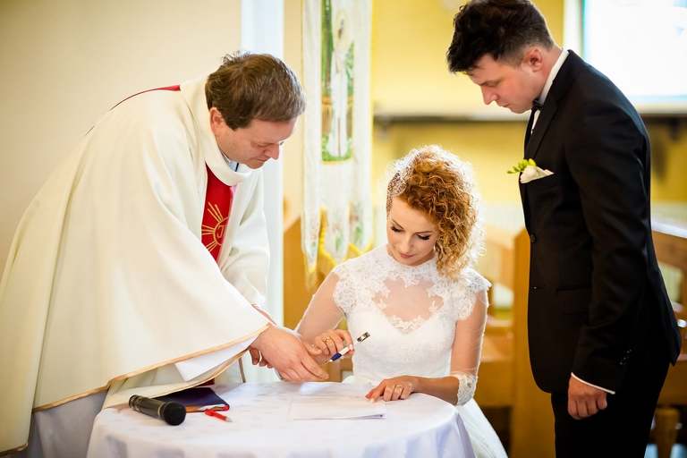 fotografia slubna slask, zdjecia slubne zory, fotograf slubny zory, zdjecia slubne slask, wesele paradise w zorach, slub w kosciele w orzeszu, zdjecia slubne katowice, dwoch fotografow na slub, fotografia slubna krakow, dom przyjec paradise zory, fotografia slubna cieszyn, zdjecia slubne zywiec, fotograf slubny jastrzebie