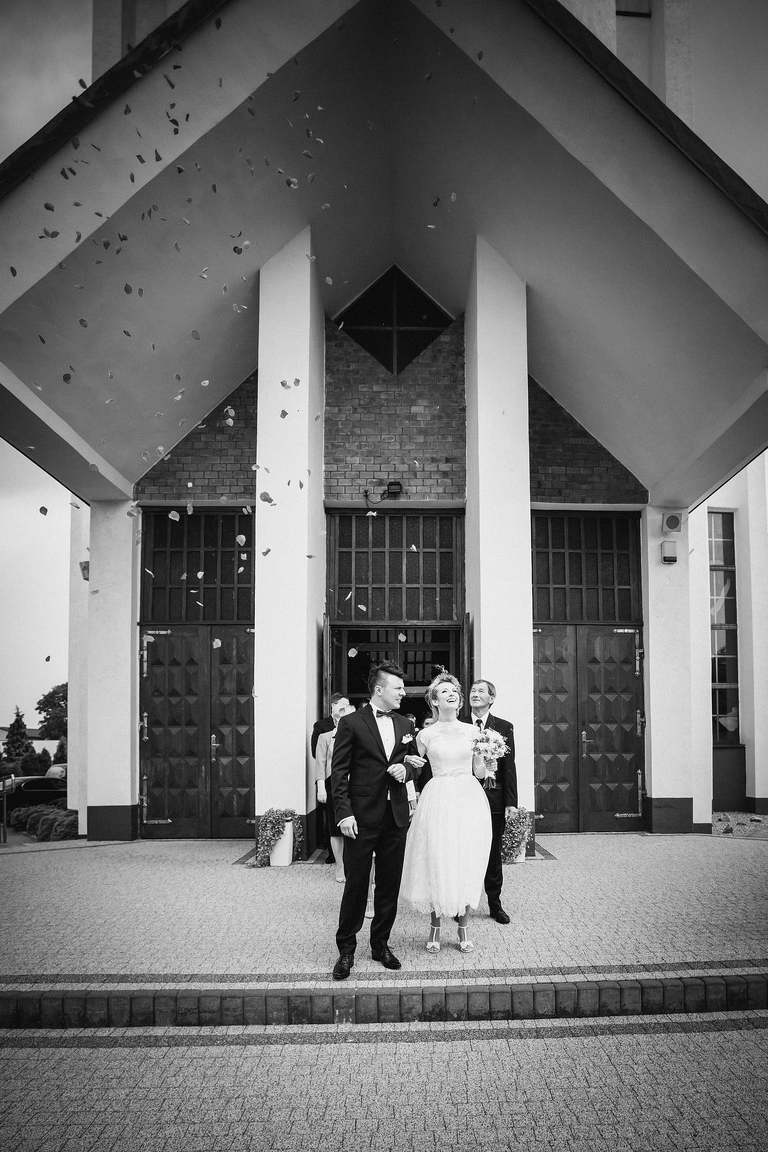 fotografia slubna slask, zdjecia slubne zory, fotograf slubny zory, zdjecia slubne slask, wesele paradise w zorach, slub w kosciele w orzeszu, zdjecia slubne katowice, dwoch fotografow na slub, fotografia slubna krakow, dom przyjec paradise zory, fotografia slubna cieszyn, zdjecia slubne zywiec, fotograf slubny jastrzebie