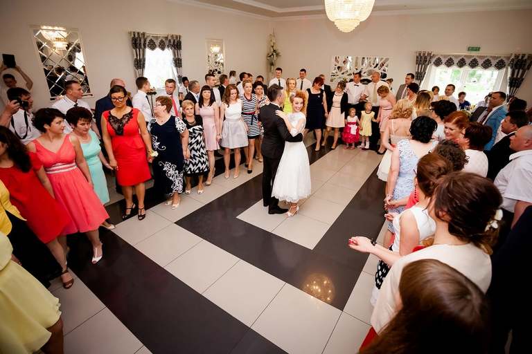 fotografia slubna slask, zdjecia slubne zory, fotograf slubny zory, zdjecia slubne slask, wesele paradise w zorach, slub w kosciele w orzeszu, zdjecia slubne katowice, dwoch fotografow na slub, fotografia slubna krakow, dom przyjec paradise zory, fotografia slubna cieszyn, zdjecia slubne zywiec, fotograf slubny jastrzebie