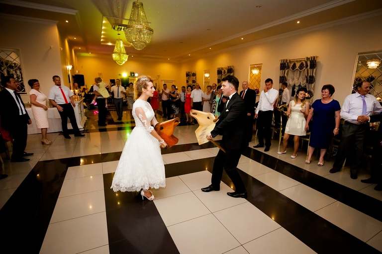 fotografia slubna slask, zdjecia slubne zory, fotograf slubny zory, zdjecia slubne slask, wesele paradise w zorach, slub w kosciele w orzeszu, zdjecia slubne katowice, dwoch fotografow na slub, fotografia slubna krakow, dom przyjec paradise zory, fotografia slubna cieszyn, zdjecia slubne zywiec, fotograf slubny jastrzebie