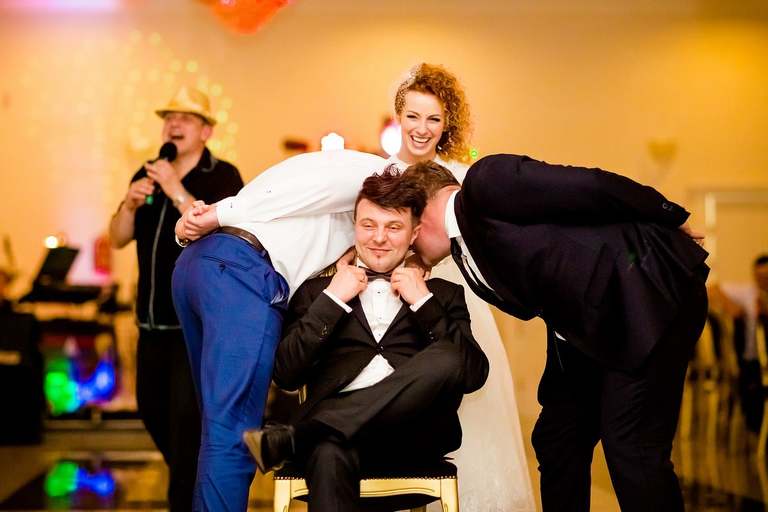 fotografia slubna slask, zdjecia slubne zory, fotograf slubny zory, zdjecia slubne slask, wesele paradise w zorach, slub w kosciele w orzeszu, zdjecia slubne katowice, dwoch fotografow na slub, fotografia slubna krakow, dom przyjec paradise zory, fotografia slubna cieszyn, zdjecia slubne zywiec, fotograf slubny jastrzebie