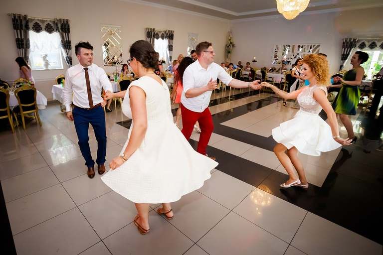 fotografia slubna slask, zdjecia slubne zory, fotograf slubny zory, zdjecia slubne slask, wesele paradise w zorach, slub w kosciele w orzeszu, zdjecia slubne katowice, dwoch fotografow na slub, fotografia slubna krakow, dom przyjec paradise zory, fotografia slubna cieszyn, zdjecia slubne zywiec, fotograf slubny jastrzebie