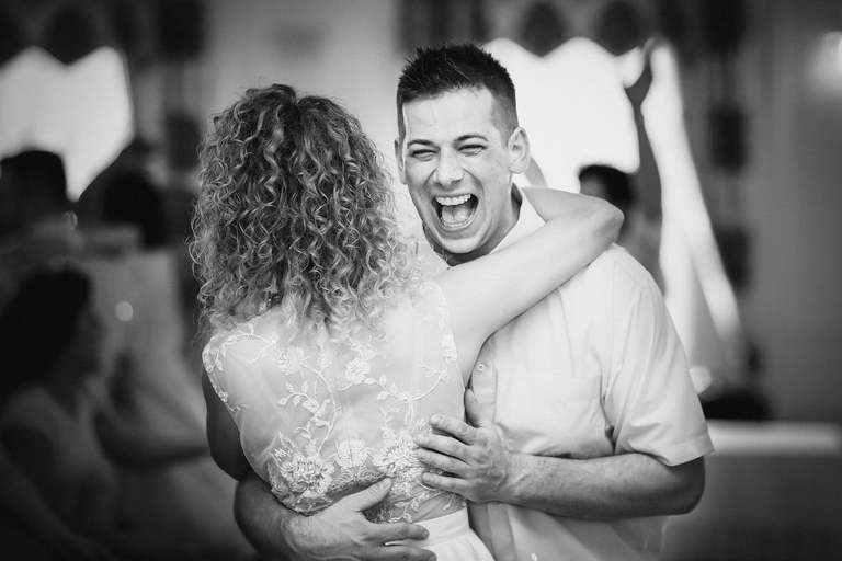 fotografia slubna slask, zdjecia slubne zory, fotograf slubny zory, zdjecia slubne slask, wesele paradise w zorach, slub w kosciele w orzeszu, zdjecia slubne katowice, dwoch fotografow na slub, fotografia slubna krakow, dom przyjec paradise zory, fotografia slubna cieszyn, zdjecia slubne zywiec, fotograf slubny jastrzebie