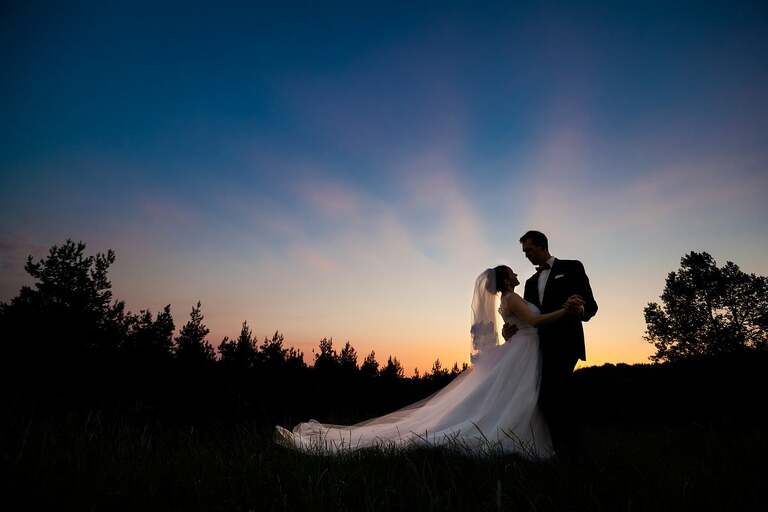 sesja slubna na pustyni, plener slubny pustynia, sesja slubna na zamku, plener slubny zamek, zamkowy plener slubny, sesja slubna na jurze, plener na zamku, fotografia slubna slask, zdjecia slubne brzeszcze, fotograf slubny brzeszcze, zdjecia slubne slask, zdjecia slubne katowice, dwoch fotografow na slub, fotografia slubna krakow,