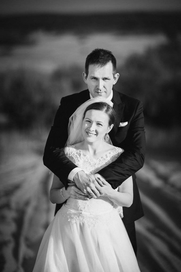 sesja slubna na pustyni, plener slubny pustynia, sesja slubna na zamku, plener slubny zamek, zamkowy plener slubny, sesja slubna na jurze, plener na zamku, fotografia slubna slask, zdjecia slubne brzeszcze, fotograf slubny brzeszcze, zdjecia slubne slask, zdjecia slubne katowice, dwoch fotografow na slub, fotografia slubna krakow,