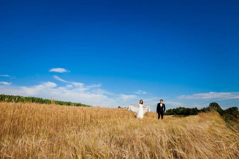 wiosenna sesja slubna, wiosenny plener slubny, sesja slubna w lawendzie, plener slubny na polu lawendy, sesja slubna w zbozu, plener slubny zboze, fotografia slubna krakow, zdjecia slubne krakow, plener slubny w lesie, www.magiaobrazu.com, fotografia slubna, romantyczna sesja slubna, fotografia ślubna, piekny plener slubny, piekna sesja slubna, fotograf ślubny Kraków, fotografowie ślubni, fotograf slask,dwóch fotografów na ślub, Anna i Jacek Bieniek, zdjęcia ślubne śląsk,