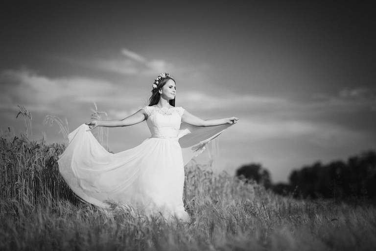 wiosenna sesja slubna, wiosenny plener slubny, sesja slubna w lawendzie, plener slubny na polu lawendy, sesja slubna w zbozu, plener slubny zboze, fotografia slubna krakow, zdjecia slubne krakow, plener slubny w lesie, www.magiaobrazu.com, fotografia slubna, romantyczna sesja slubna, fotografia ślubna, piekny plener slubny, piekna sesja slubna, fotograf ślubny Kraków, fotografowie ślubni, fotograf slask,dwóch fotografów na ślub, Anna i Jacek Bieniek, zdjęcia ślubne śląsk,