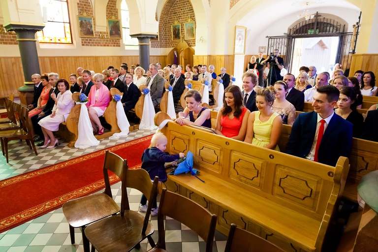 fotografia slubna, fotografia slubna krakow, zdjecia slubne oswiecim, zdjecia slubne krakow, fotograf slubny krakow, fotograf na wesele krakow, slub w kosciele w zalasiu, slub zalas, wesele Kasztel Kajasowka w Rybnej, wesele w Kajasowce Rybna, zdjecia slubne bielsko, fotograf slubny bielsko, www.magiaobrazu.com, zdjecia slubne bielsko, fotografia slubna slask, fotograf cieszyn, zdjecia slubne cieszyn, fotografia slubna oswiecin