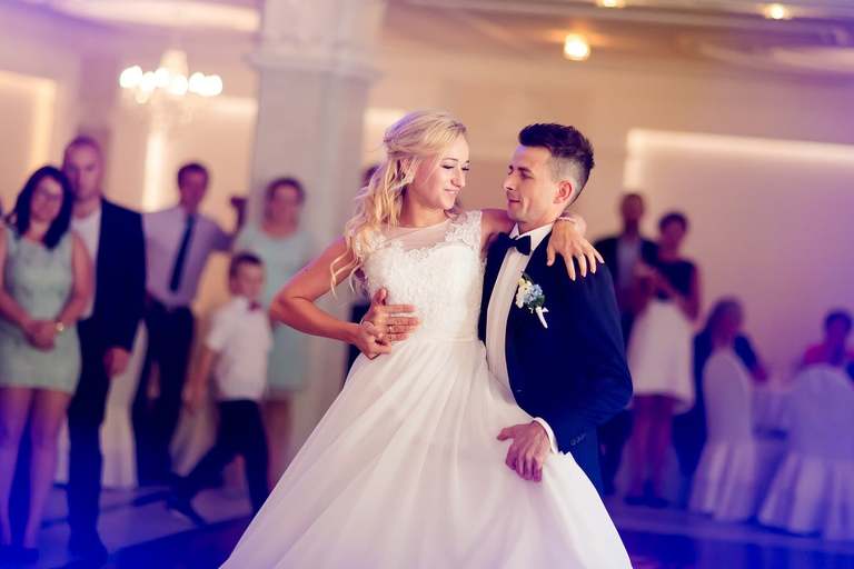 fotografia slubna, fotografia slubna krakow, zdjecia slubne oswiecim, zdjecia slubne krakow, fotograf slubny krakow, fotograf na wesele krakow, slub w kosciele w zalasiu, slub zalas, wesele Kasztel Kajasowka w Rybnej, wesele w Kajasowce Rybna, zdjecia slubne bielsko, fotograf slubny bielsko, www.magiaobrazu.com, zdjecia slubne bielsko, fotografia slubna slask, fotograf cieszyn, zdjecia slubne cieszyn, fotografia slubna oswiecin