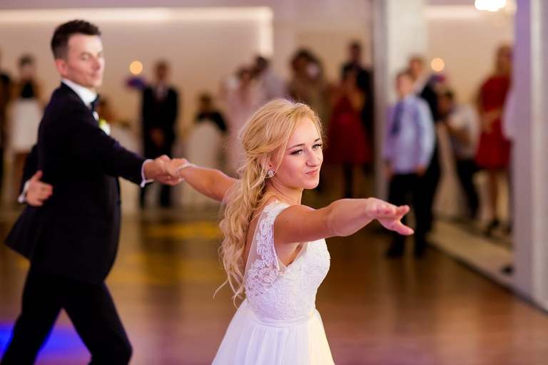 fotografia slubna, fotografia slubna krakow, zdjecia slubne oswiecim, zdjecia slubne krakow, fotograf slubny krakow, fotograf na wesele krakow, slub w kosciele w zalasiu, slub zalas, wesele Kasztel Kajasowka w Rybnej, wesele w Kajasowce Rybna, zdjecia slubne bielsko, fotograf slubny bielsko, www.magiaobrazu.com, zdjecia slubne bielsko, fotografia slubna slask, fotograf cieszyn, zdjecia slubne cieszyn, fotografia slubna oswiecin