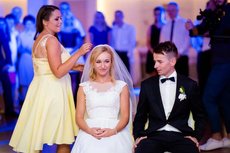 fotografia slubna, fotografia slubna krakow, zdjecia slubne oswiecim, zdjecia slubne krakow, fotograf slubny krakow, fotograf na wesele krakow, slub w kosciele w zalasiu, slub zalas, wesele Kasztel Kajasowka w Rybnej, wesele w Kajasowce Rybna, zdjecia slubne bielsko, fotograf slubny bielsko, www.magiaobrazu.com, zdjecia slubne bielsko, fotografia slubna slask, fotograf cieszyn, zdjecia slubne cieszyn, fotografia slubna oswiecin