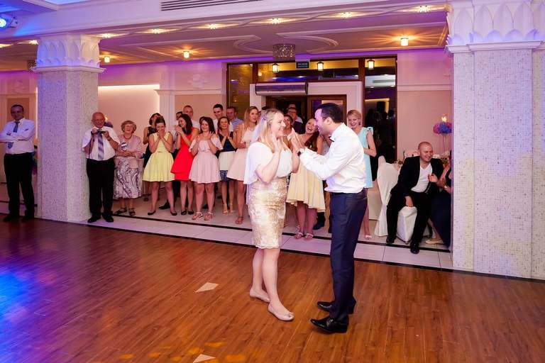 fotografia slubna, fotografia slubna krakow, zdjecia slubne oswiecim, zdjecia slubne krakow, fotograf slubny krakow, fotograf na wesele krakow, slub w kosciele w zalasiu, slub zalas, wesele Kasztel Kajasowka w Rybnej, wesele w Kajasowce Rybna, zdjecia slubne bielsko, fotograf slubny bielsko, www.magiaobrazu.com, zdjecia slubne bielsko, fotografia slubna slask, fotograf cieszyn, zdjecia slubne cieszyn, fotografia slubna oswiecin