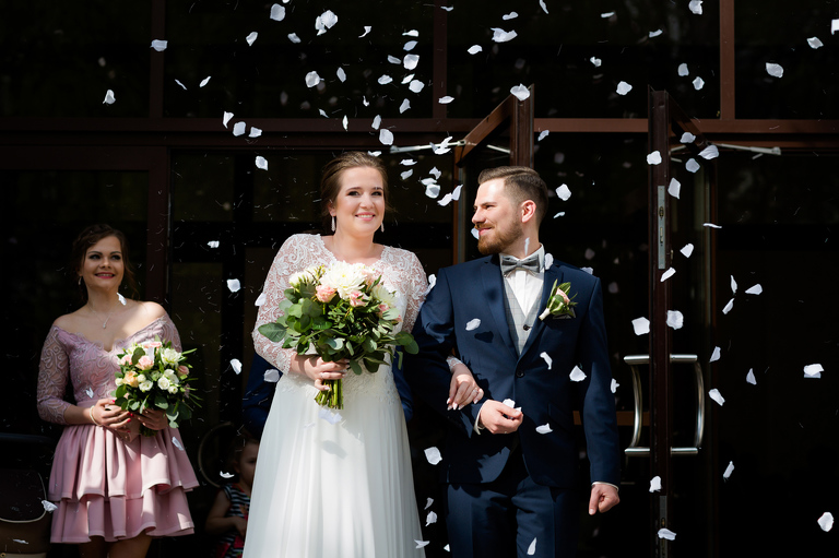 fotografia slubna, fotografia slubna krakow, zdjecia slubne krakow, fotograf slubny krakow, fotograf na wesele krakow, wesele best western krakow, wiosenny slub krakow, zdjecia slubne slask, fotografowie slubni krakow, dwoch fotografow na slub, najpiekniejsze zdjecia slubne, najlepsze zdjecia slubne, zdjecia slubne bielsko, fotograf slubny bielsko, www.magiaobrazu.com, zdjecia slubne bielsko, fotografia slubna slask, fotograf cieszyn, zdjecia slubne cieszyn