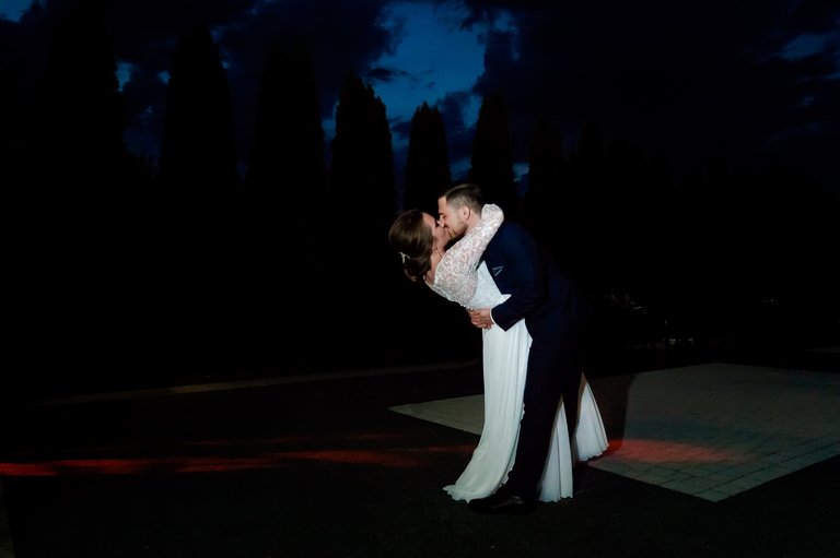 fotografia slubna, fotografia slubna krakow, zdjecia slubne krakow, fotograf slubny krakow, fotograf na wesele krakow, wesele best western krakow, wiosenny slub krakow, zdjecia slubne slask, fotografowie slubni krakow, dwoch fotografow na slub, najpiekniejsze zdjecia slubne, najlepsze zdjecia slubne, zdjecia slubne bielsko, fotograf slubny bielsko, www.magiaobrazu.com, zdjecia slubne bielsko, fotografia slubna slask, fotograf cieszyn, zdjecia slubne cieszyn