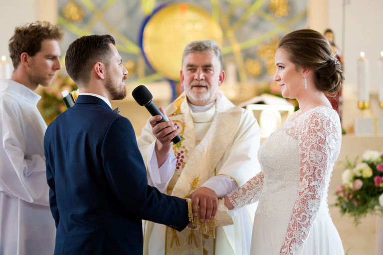 fotografia slubna, fotografia slubna krakow, zdjecia slubne krakow, fotograf slubny krakow, fotograf na wesele krakow, wesele best western krakow, wiosenny slub krakow, zdjecia slubne slask, fotografowie slubni krakow, dwoch fotografow na slub, najpiekniejsze zdjecia slubne, najlepsze zdjecia slubne, zdjecia slubne bielsko, fotograf slubny bielsko, www.magiaobrazu.com, zdjecia slubne bielsko, fotografia slubna slask, fotograf cieszyn, zdjecia slubne cieszyn