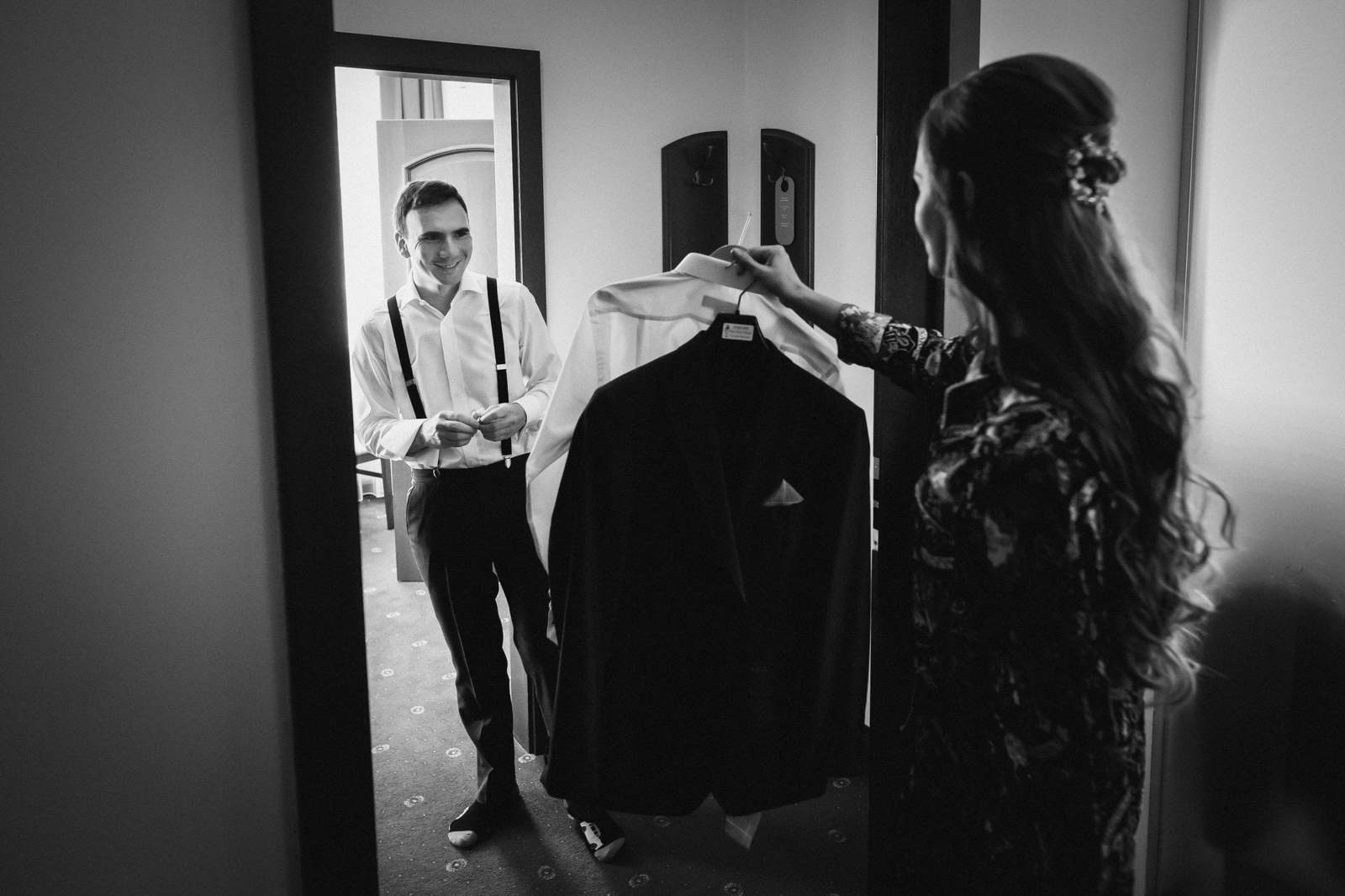 plenerowy slub slask, slub plenerowy w beskidach, slub w alpinie, wesele w alpinie, plenerowa ceremonia alpin, ceremonia w plenerze alpin, wesele w hotelu Alpin w Szczyrku, wesele w alpinie szczyrk, fotografia slubna szczyrk, zdjecia slubne szczyrk, fotograf slubny bielsko, fotograf na wesele bielsko, fotograf slubny szczyrk, fotografia slubna slask, fotografia slubna katowice, zdjecia slubne katowice, fotograf slubny katowice, zdjecia slubne bielsko, dwoch fotografow na slub, fotografia slubna krakow,