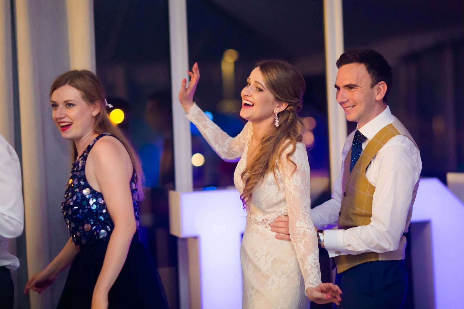 plenerowy slub slask, slub plenerowy w beskidach, slub w alpinie, wesele w alpinie, plenerowa ceremonia alpin, ceremonia w plenerze alpin, wesele w hotelu Alpin w Szczyrku, wesele w alpinie szczyrk, fotografia slubna szczyrk, zdjecia slubne szczyrk, fotograf slubny bielsko, fotograf na wesele bielsko, fotograf slubny szczyrk, fotografia slubna slask, fotografia slubna katowice, zdjecia slubne katowice, fotograf slubny katowice, zdjecia slubne bielsko, dwoch fotografow na slub, fotografia slubna krakow,