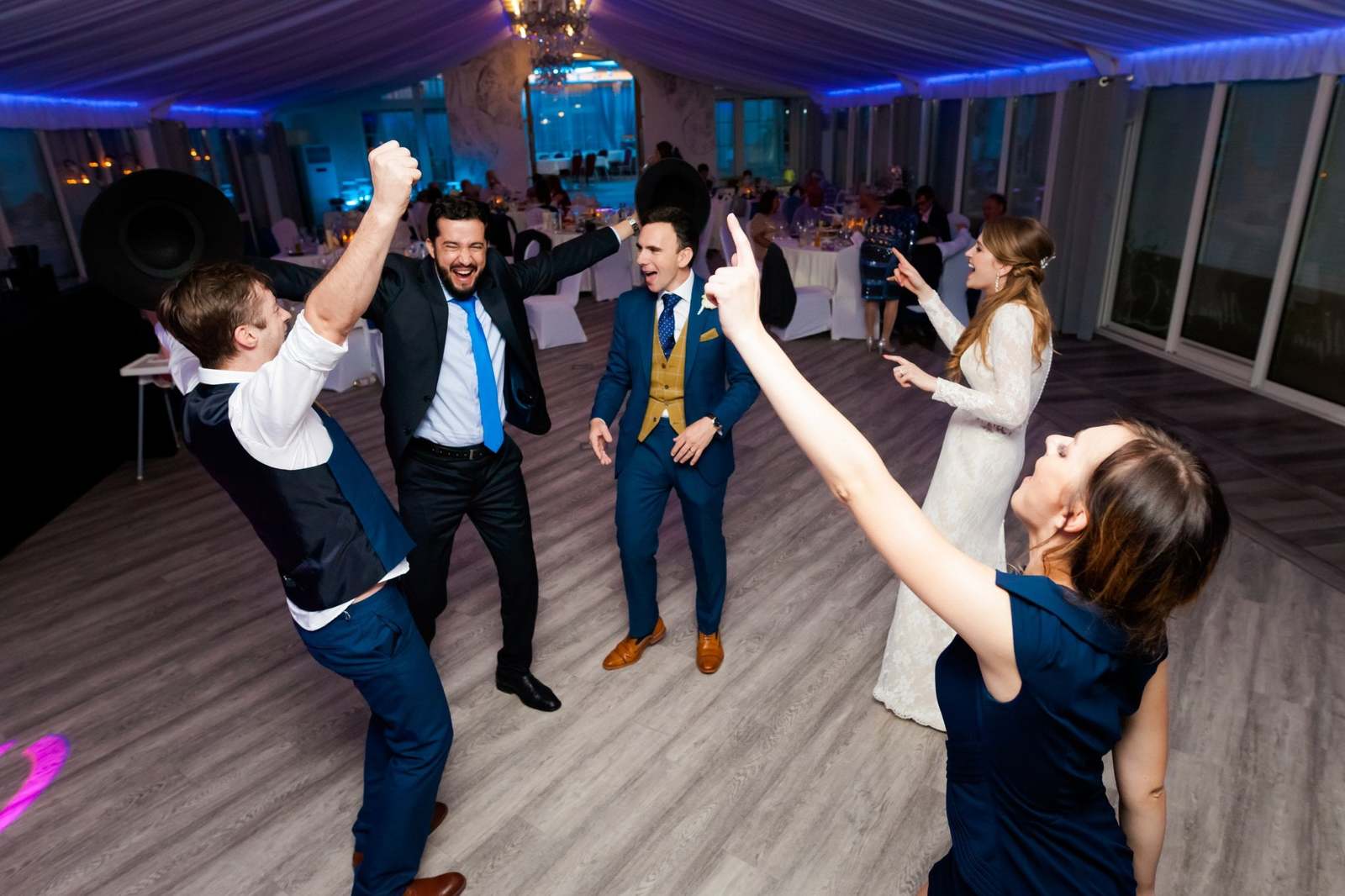 plenerowy slub slask, slub plenerowy w beskidach, slub w alpinie, wesele w alpinie, plenerowa ceremonia alpin, ceremonia w plenerze alpin, wesele w hotelu Alpin w Szczyrku, wesele w alpinie szczyrk, fotografia slubna szczyrk, zdjecia slubne szczyrk, fotograf slubny bielsko, fotograf na wesele bielsko, fotograf slubny szczyrk, fotografia slubna slask, fotografia slubna katowice, zdjecia slubne katowice, fotograf slubny katowice, zdjecia slubne bielsko, dwoch fotografow na slub, fotografia slubna krakow,