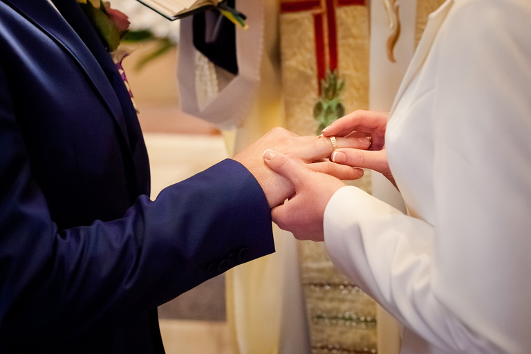 fotograf slubny slask; dwoje fotografow na slub; fotografowie slubni slask; fotograf slubny bielsko; fotografia slubna, reportaz slubny, www.magiaobrazu.com, zdjecia slubne, fotoreportaz slubny; fotograf pszczyna; zdjecia slubne bielsko; dworek weselny w bestwince;