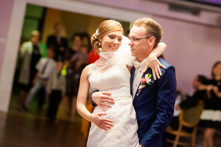 fotograf slubny slask; dwoje fotografow na slub; fotografowie slubni slask; fotograf slubny bielsko; fotografia slubna, reportaz slubny, www.magiaobrazu.com, zdjecia slubne, fotoreportaz slubny; fotograf pszczyna; zdjecia slubne bielsko; dworek weselny w bestwince;