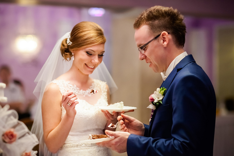 fotograf slubny slask; dwoje fotografow na slub; fotografowie slubni slask; fotograf slubny bielsko; fotografia slubna, reportaz slubny, www.magiaobrazu.com, zdjecia slubne, fotoreportaz slubny; fotograf pszczyna; zdjecia slubne bielsko; dworek weselny w bestwince;