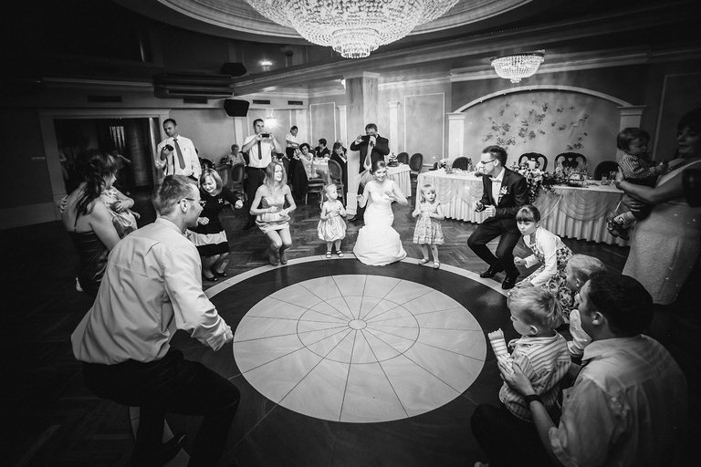 fotograf slubny slask; dwoje fotografow na slub; fotografowie slubni slask; fotograf slubny bielsko; fotografia slubna, reportaz slubny, www.magiaobrazu.com, zdjecia slubne, fotoreportaz slubny; fotograf pszczyna; zdjecia slubne bielsko; dworek weselny w bestwince;