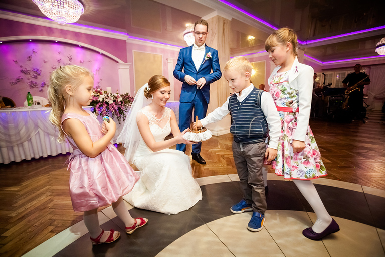 fotograf slubny slask; dwoje fotografow na slub; fotografowie slubni slask; fotograf slubny bielsko; fotografia slubna, reportaz slubny, www.magiaobrazu.com, zdjecia slubne, fotoreportaz slubny; fotograf pszczyna; zdjecia slubne bielsko; dworek weselny w bestwince;