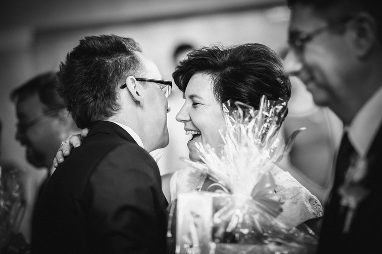 fotograf slubny slask; dwoje fotografow na slub; fotografowie slubni slask; fotograf slubny bielsko; fotografia slubna, reportaz slubny, www.magiaobrazu.com, zdjecia slubne, fotoreportaz slubny; fotograf pszczyna; zdjecia slubne bielsko; dworek weselny w bestwince;