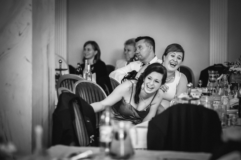 fotograf slubny slask; dwoje fotografow na slub; fotografowie slubni slask; fotograf slubny bielsko; fotografia slubna, reportaz slubny, www.magiaobrazu.com, zdjecia slubne, fotoreportaz slubny; fotograf pszczyna; zdjecia slubne bielsko; dworek weselny w bestwince;