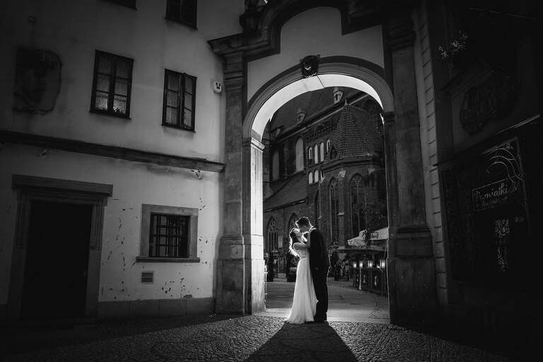 fotografia slubna opole, zdjecia slubne opole, plener slubny wroclaw, sesja slubna we wroclawiu, miejska sesja slubna wroclaw, fotografia slubna opolskie, zdjecia slubne opole, www.magiaobrazu.com, fotograf slubny bielsko, fotograf slubny slask, zdjecia slubne czechowice, Anna i Jacek Bieniek, dwoch fotografow na slub, zdjecia slubne slask, zdjecia slubne bielsko, fotografia slubna bielsko, fotograf czechowice, plener slubny w bielsku, sesja slubna bielsko