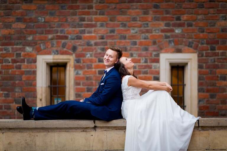 fotografia slubna opole, zdjecia slubne opole, plener slubny wroclaw, sesja slubna we wroclawiu, miejska sesja slubna wroclaw, fotografia slubna opolskie, zdjecia slubne opole, www.magiaobrazu.com, fotograf slubny bielsko, fotograf slubny slask, zdjecia slubne czechowice, Anna i Jacek Bieniek, dwoch fotografow na slub, zdjecia slubne slask, zdjecia slubne bielsko, fotografia slubna bielsko, fotograf czechowice, plener slubny w bielsku, sesja slubna bielsko