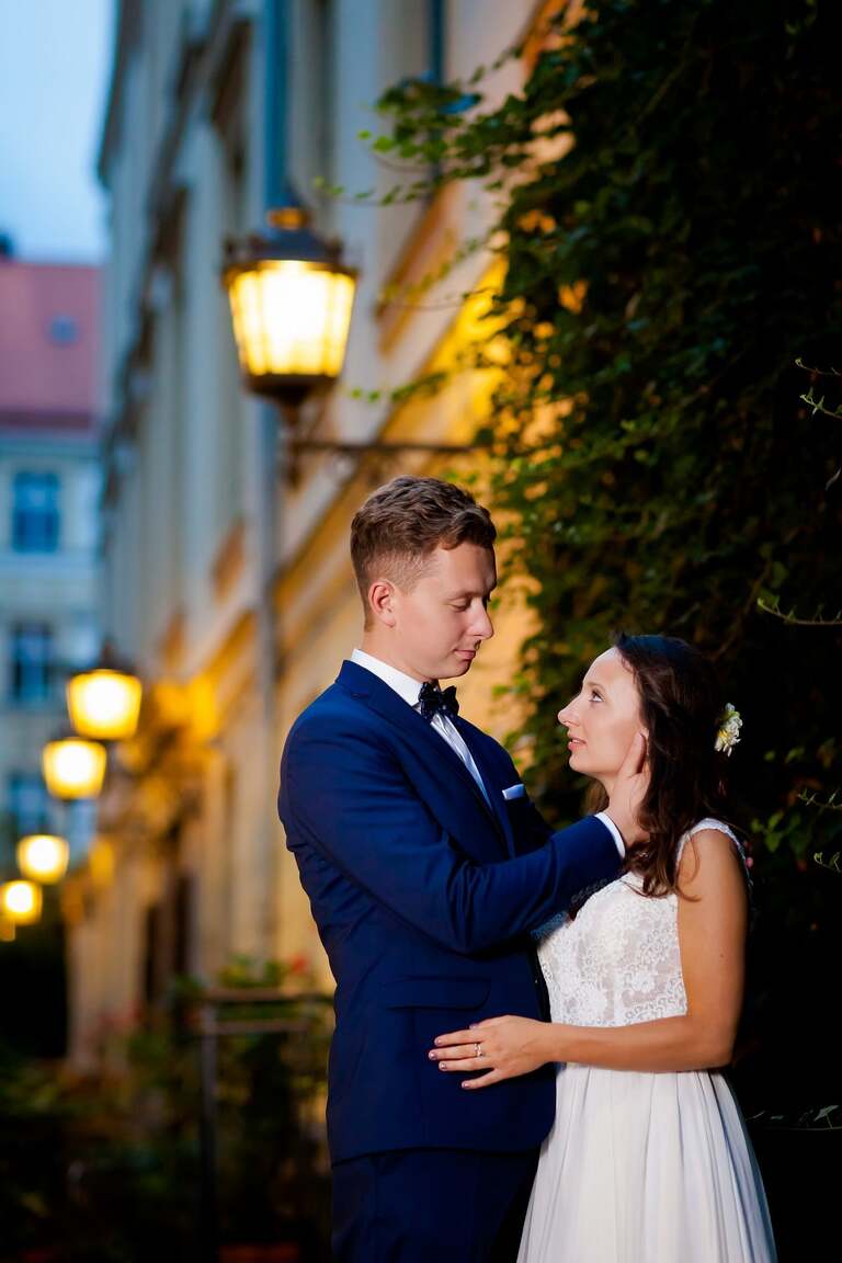 fotografia slubna opole, zdjecia slubne opole, plener slubny wroclaw, sesja slubna we wroclawiu, miejska sesja slubna wroclaw, fotografia slubna opolskie, zdjecia slubne opole, www.magiaobrazu.com, fotograf slubny bielsko, fotograf slubny slask, zdjecia slubne czechowice, Anna i Jacek Bieniek, dwoch fotografow na slub, zdjecia slubne slask, zdjecia slubne bielsko, fotografia slubna bielsko, fotograf czechowice, plener slubny w bielsku, sesja slubna bielsko