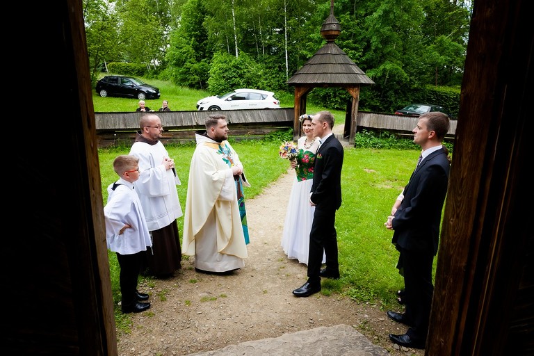 fotografia slubna nowy sacz, zdjecia slubne nowy sacz, slub w skansenie nowy sacz, wesele w miasteczku galicyjskim w nowym saczu, miasteczko galicyjskie nowy sacz, fotograf slubny zakopane, zdjecia slubne zakopane, fotografia slubna zakopane, zdjecia slubne bielsko, fotograf slubny bielsko, fotografia slubna cieszyn, www.magiaobrazu.com, zdjecia slubne bielsko, fotografia slubna slask, zdjecia slubne zywiec, zdjecia slubne cieszyn, dwoch fotografow na slub, zdjecia slubne slask,