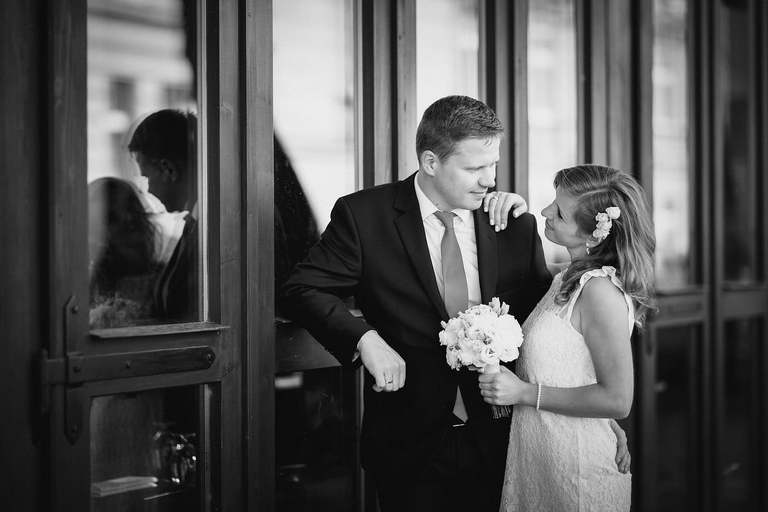 plener slubny w krakowie, sesja slubna w krakowie, plener slubny krakow, sesja slubna krakow, sesja slubna kladka benadka, miejski plener slubny, miejska sesja slubna, sesja slubna w miescie, fotografia slubna slask, zdjecia slubne slask, sesja slubna o swicie, plener slubny o swicie, fotografia slubna krakow, zdjecia slubne krakow, fotograf slubny krakow, dwoch fotografow na slub, zdjecia slubne cieszyn, fotografia slubna cieszyn