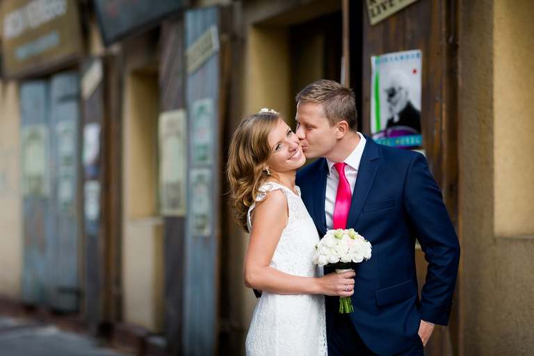 plener slubny w krakowie, sesja slubna w krakowie, plener slubny krakow, sesja slubna krakow, sesja slubna kladka benadka, miejski plener slubny, miejska sesja slubna, sesja slubna w miescie, fotografia slubna slask, zdjecia slubne slask, sesja slubna o swicie, plener slubny o swicie, fotografia slubna krakow, zdjecia slubne krakow, fotograf slubny krakow, dwoch fotografow na slub, zdjecia slubne cieszyn, fotografia slubna cieszyn