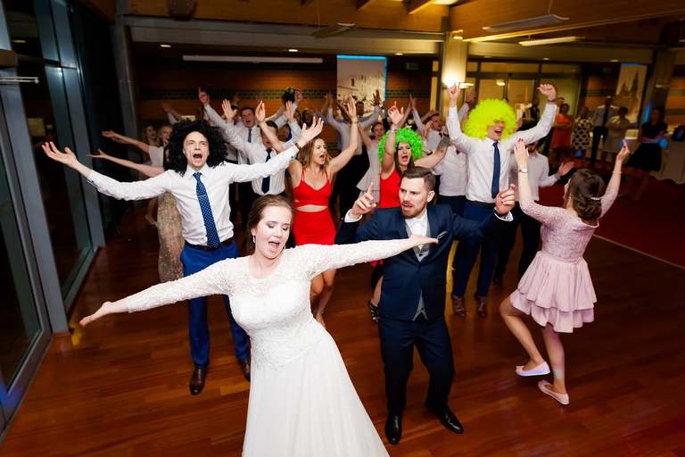 fotografia slubna, fotografia slubna krakow, zdjecia slubne krakow, fotograf slubny krakow, fotograf na wesele krakow, wesele best western krakow, wiosenny slub krakow, zdjecia slubne slask, fotografowie slubni krakow, dwoch fotografow na slub, najpiekniejsze zdjecia slubne, najlepsze zdjecia slubne, zdjecia slubne bielsko, fotograf slubny bielsko, www.magiaobrazu.com, zdjecia slubne bielsko, fotografia slubna slask, fotograf cieszyn, zdjecia slubne cieszyn