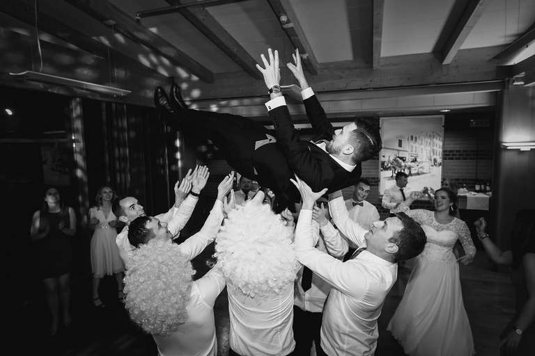 fotografia slubna, fotografia slubna krakow, zdjecia slubne krakow, fotograf slubny krakow, fotograf na wesele krakow, wesele best western krakow, wiosenny slub krakow, zdjecia slubne slask, fotografowie slubni krakow, dwoch fotografow na slub, najpiekniejsze zdjecia slubne, najlepsze zdjecia slubne, zdjecia slubne bielsko, fotograf slubny bielsko, www.magiaobrazu.com, zdjecia slubne bielsko, fotografia slubna slask, fotograf cieszyn, zdjecia slubne cieszyn