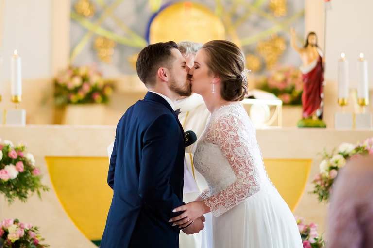 fotografia slubna, fotografia slubna krakow, zdjecia slubne krakow, fotograf slubny krakow, fotograf na wesele krakow, wesele best western krakow, wiosenny slub krakow, zdjecia slubne slask, fotografowie slubni krakow, dwoch fotografow na slub, najpiekniejsze zdjecia slubne, najlepsze zdjecia slubne, zdjecia slubne bielsko, fotograf slubny bielsko, www.magiaobrazu.com, zdjecia slubne bielsko, fotografia slubna slask, fotograf cieszyn, zdjecia slubne cieszyn