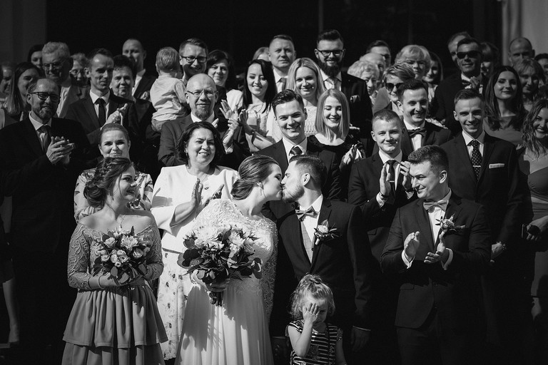 fotografia slubna, fotografia slubna krakow, zdjecia slubne krakow, fotograf slubny krakow, fotograf na wesele krakow, wesele best western krakow, wiosenny slub krakow, zdjecia slubne slask, fotografowie slubni krakow, dwoch fotografow na slub, najpiekniejsze zdjecia slubne, najlepsze zdjecia slubne, zdjecia slubne bielsko, fotograf slubny bielsko, www.magiaobrazu.com, zdjecia slubne bielsko, fotografia slubna slask, fotograf cieszyn, zdjecia slubne cieszyn