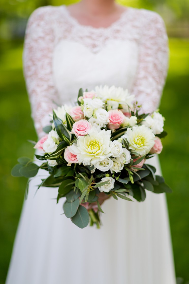 fotografia slubna, fotografia slubna krakow, zdjecia slubne krakow, fotograf slubny krakow, fotograf na wesele krakow, wesele best western krakow, wiosenny slub krakow, zdjecia slubne slask, fotografowie slubni krakow, dwoch fotografow na slub, najpiekniejsze zdjecia slubne, najlepsze zdjecia slubne, zdjecia slubne bielsko, fotograf slubny bielsko, www.magiaobrazu.com, zdjecia slubne bielsko, fotografia slubna slask, fotograf cieszyn, zdjecia slubne cieszyn