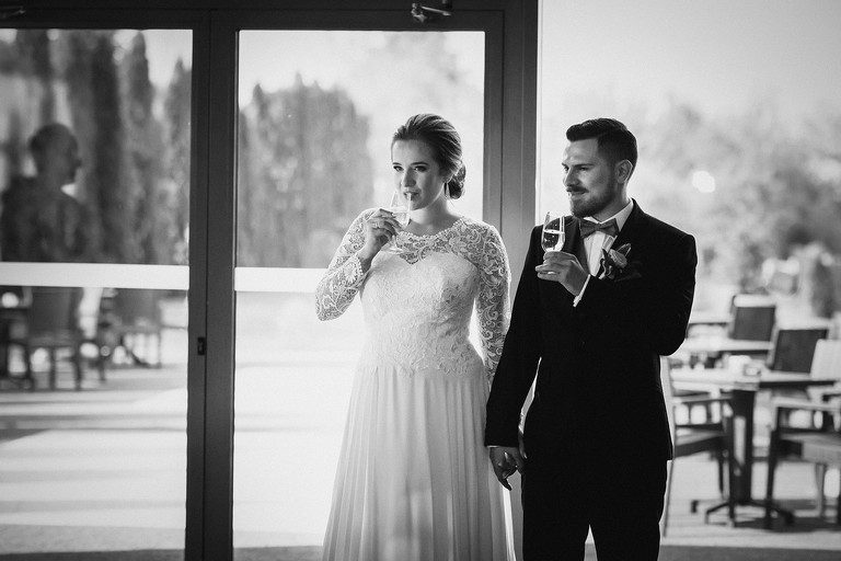 fotografia slubna, fotografia slubna krakow, zdjecia slubne krakow, fotograf slubny krakow, fotograf na wesele krakow, wesele best western krakow, wiosenny slub krakow, zdjecia slubne slask, fotografowie slubni krakow, dwoch fotografow na slub, najpiekniejsze zdjecia slubne, najlepsze zdjecia slubne, zdjecia slubne bielsko, fotograf slubny bielsko, www.magiaobrazu.com, zdjecia slubne bielsko, fotografia slubna slask, fotograf cieszyn, zdjecia slubne cieszyn