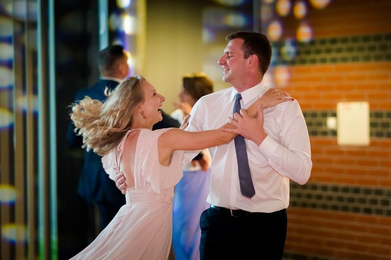 fotografia slubna, fotografia slubna krakow, zdjecia slubne krakow, fotograf slubny krakow, fotograf na wesele krakow, wesele best western krakow, wiosenny slub krakow, zdjecia slubne slask, fotografowie slubni krakow, dwoch fotografow na slub, najpiekniejsze zdjecia slubne, najlepsze zdjecia slubne, zdjecia slubne bielsko, fotograf slubny bielsko, www.magiaobrazu.com, zdjecia slubne bielsko, fotografia slubna slask, fotograf cieszyn, zdjecia slubne cieszyn