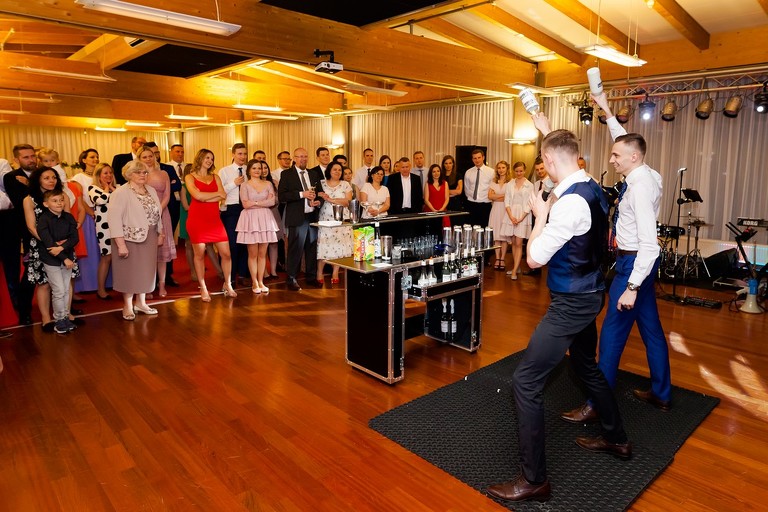 fotografia slubna, fotografia slubna krakow, zdjecia slubne krakow, fotograf slubny krakow, fotograf na wesele krakow, wesele best western krakow, wiosenny slub krakow, zdjecia slubne slask, fotografowie slubni krakow, dwoch fotografow na slub, najpiekniejsze zdjecia slubne, najlepsze zdjecia slubne, zdjecia slubne bielsko, fotograf slubny bielsko, www.magiaobrazu.com, zdjecia slubne bielsko, fotografia slubna slask, fotograf cieszyn, zdjecia slubne cieszyn