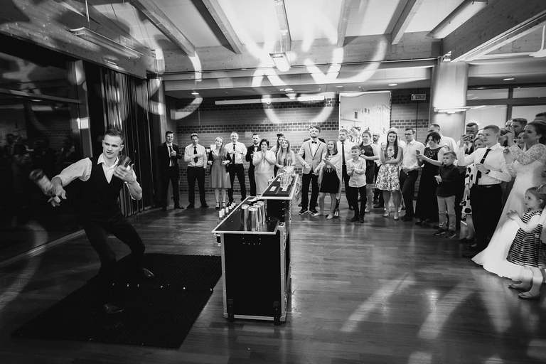 fotografia slubna, fotografia slubna krakow, zdjecia slubne krakow, fotograf slubny krakow, fotograf na wesele krakow, wesele best western krakow, wiosenny slub krakow, zdjecia slubne slask, fotografowie slubni krakow, dwoch fotografow na slub, najpiekniejsze zdjecia slubne, najlepsze zdjecia slubne, zdjecia slubne bielsko, fotograf slubny bielsko, www.magiaobrazu.com, zdjecia slubne bielsko, fotografia slubna slask, fotograf cieszyn, zdjecia slubne cieszyn