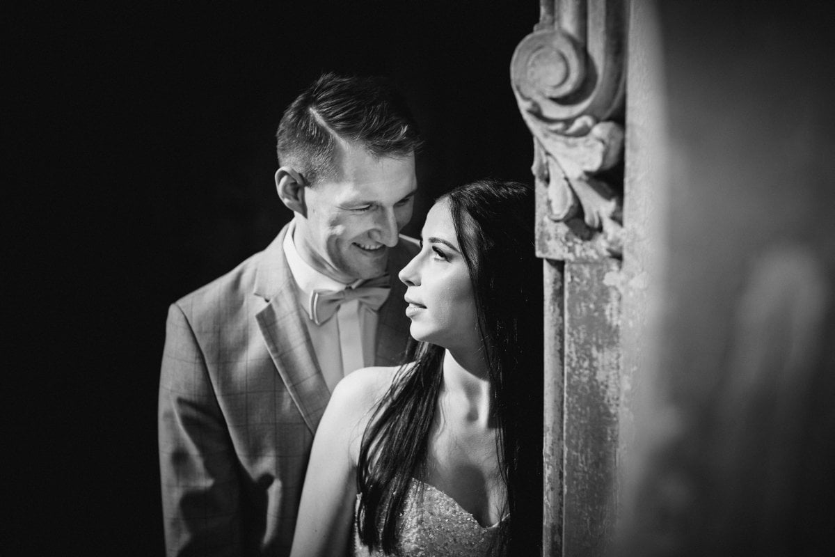 Fotografia na sesję ślubną Śląsk, sesja slubna na zamku, plener slubny w palacu, Zamek Krowiarki, Pałac krowiarki, sesja slubna w krowiarkach, fotograf na slub slask, zdjecia slubne slask, plener slubny krowiarki, www.magiaobrazu.com, fotografia slubna w Mosznej, plener slubny w Krakowie, fotograf slubny Krakow, oryginalna sesja slubna, fotograf slubny slask, sesja slubna slask, fotografia slubna, plener slubny na zamku, fotograf slubny Krakow,