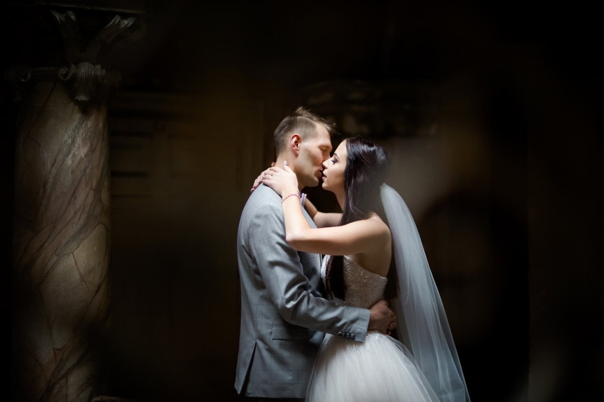 Fotograf na sesję ślubną Śląsk, sesja slubna na zamku, plener slubny w palacu, Zamek Krowiarki, Pałac krowiarki, sesja slubna w krowiarkach, fotograf na slub slask, zdjecia slubne slask, plener slubny krowiarki, www.magiaobrazu.com, fotografia slubna w Mosznej, plener slubny w Krakowie, fotograf slubny Krakow, oryginalna sesja slubna, fotograf slubny slask, sesja slubna slask, fotografia slubna, plener slubny na zamku, fotograf slubny Krakow,