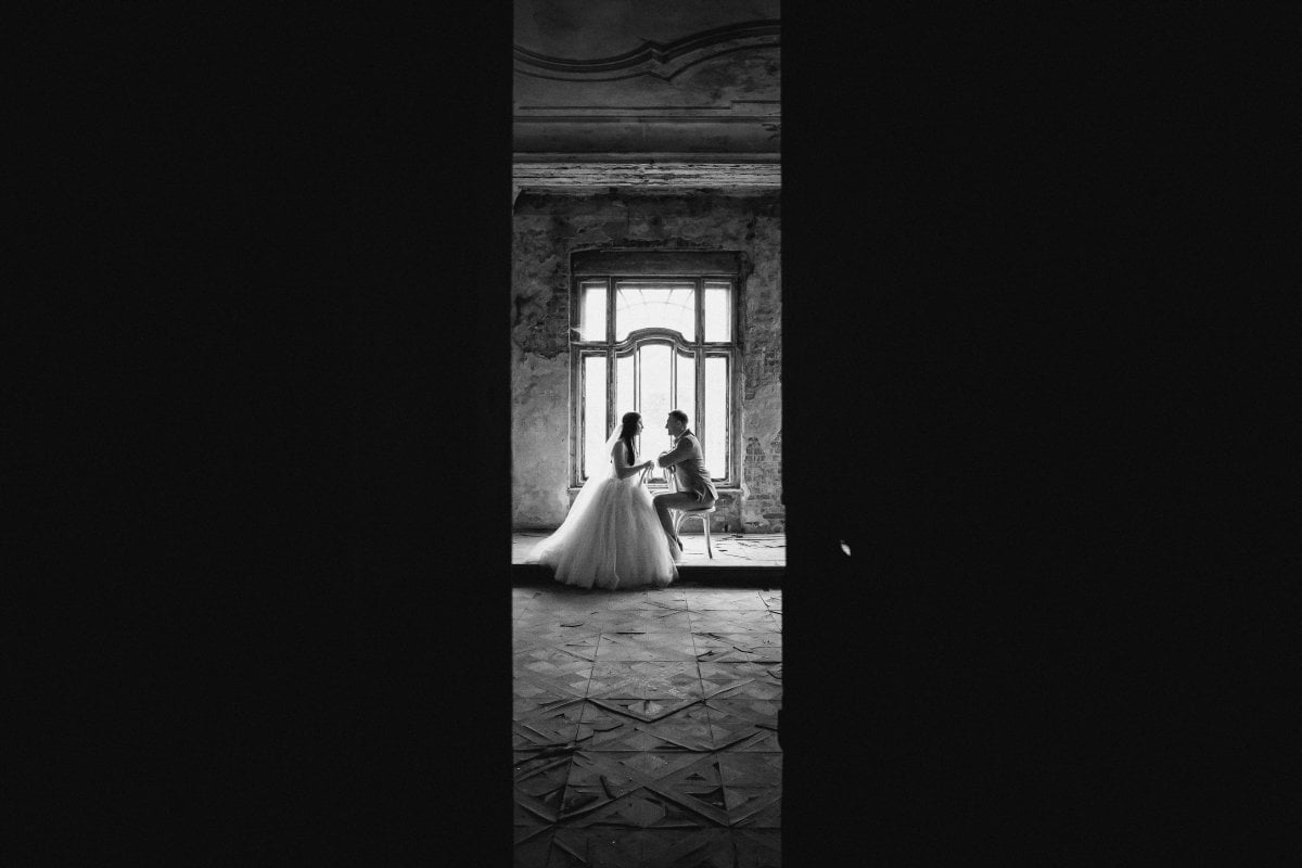 Fotograf na sesję ślubną Śląsk, sesja slubna na zamku, plener slubny w palacu, Zamek Krowiarki, Pałac krowiarki, sesja slubna w krowiarkach, fotograf na slub slask, zdjecia slubne slask, plener slubny krowiarki, www.magiaobrazu.com, fotografia slubna w Mosznej, plener slubny w Krakowie, fotograf slubny Krakow, oryginalna sesja slubna, fotograf slubny slask, sesja slubna slask, fotografia slubna, plener slubny na zamku, fotograf slubny Krakow,